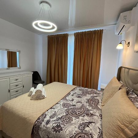 Sunrise Luxury Apartments Navodari Luaran gambar