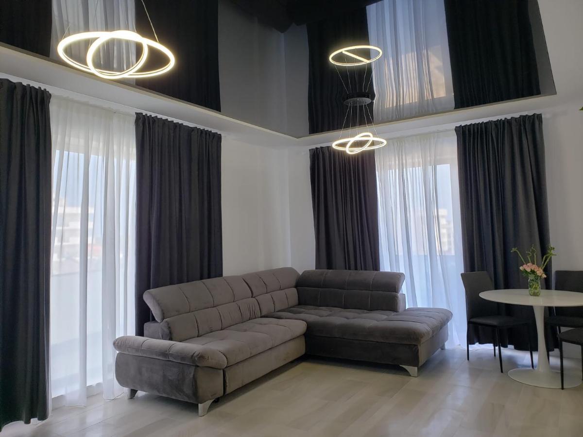 Sunrise Luxury Apartments Navodari Luaran gambar