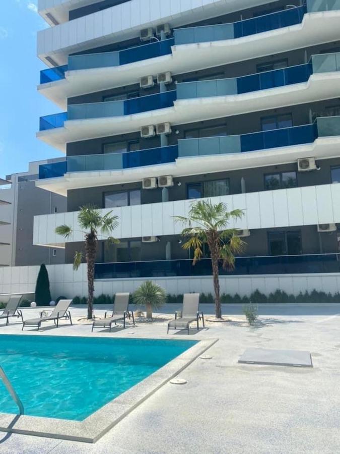 Sunrise Luxury Apartments Navodari Luaran gambar